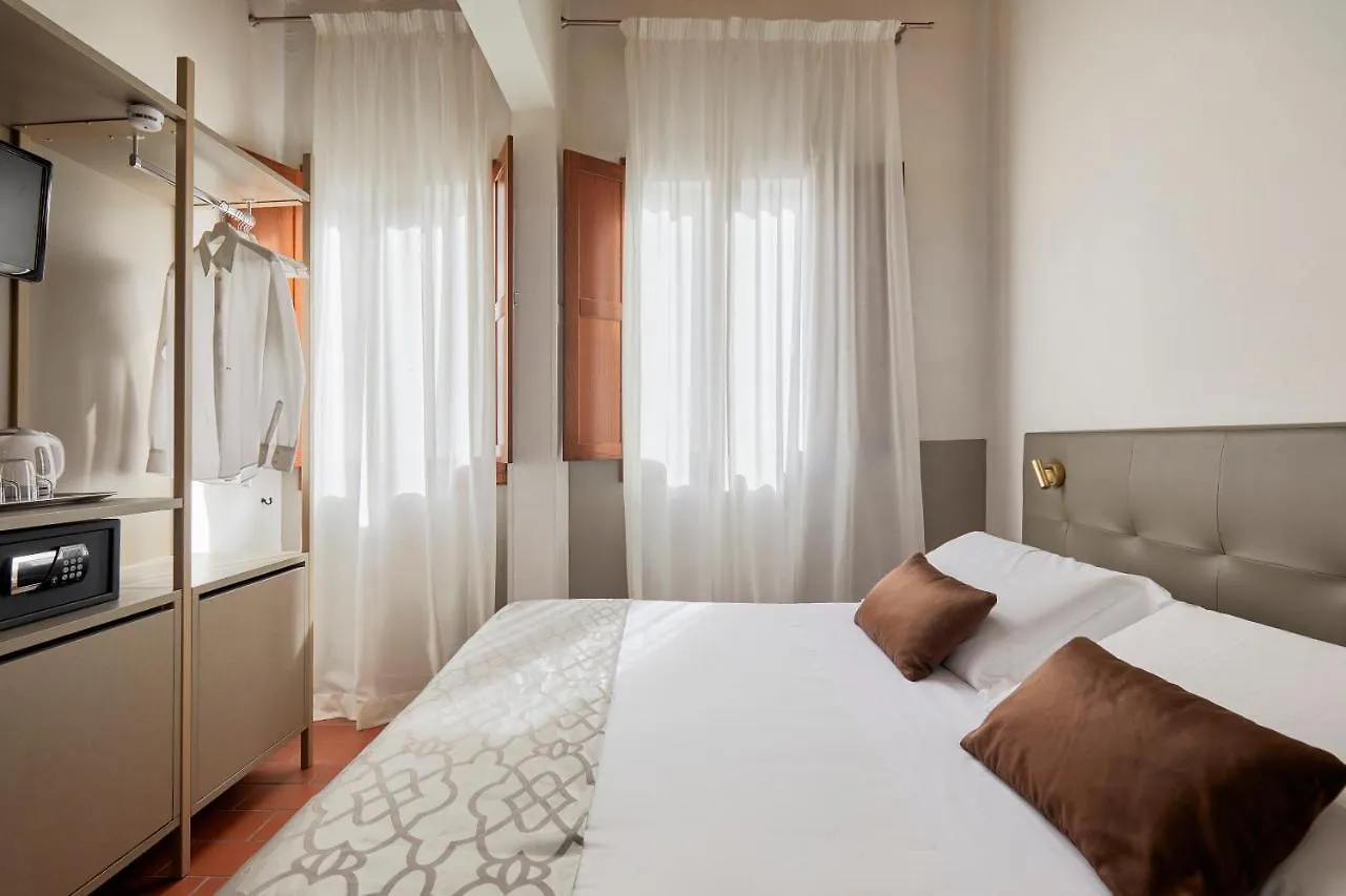 Sette Angeli Rooms Florence 3*,  Italy
