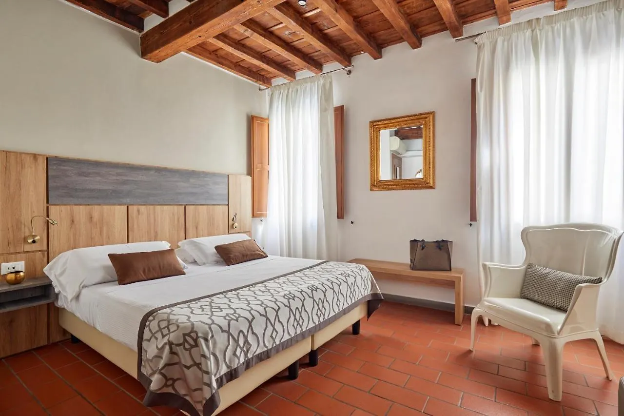 Sette Angeli Rooms Florence 3*,  Italy
